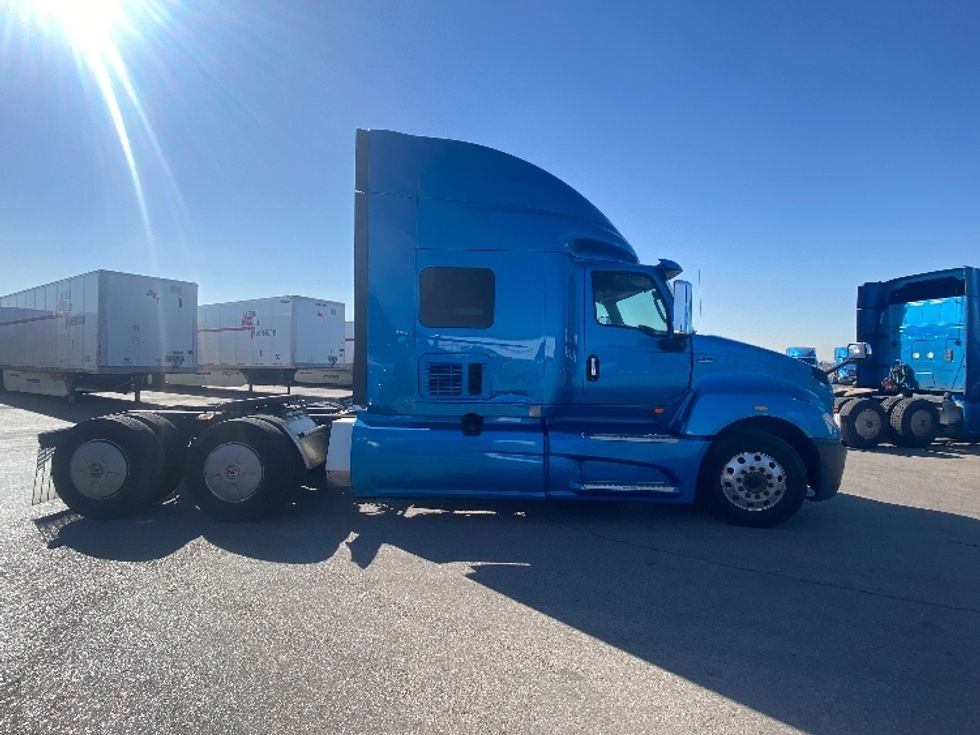 Sleeper Tractor-Heavy Duty Tractors-International-2020-LT625-El Paso-TX-699,088\n\t\tmiles-$ 31,750 - Image 8