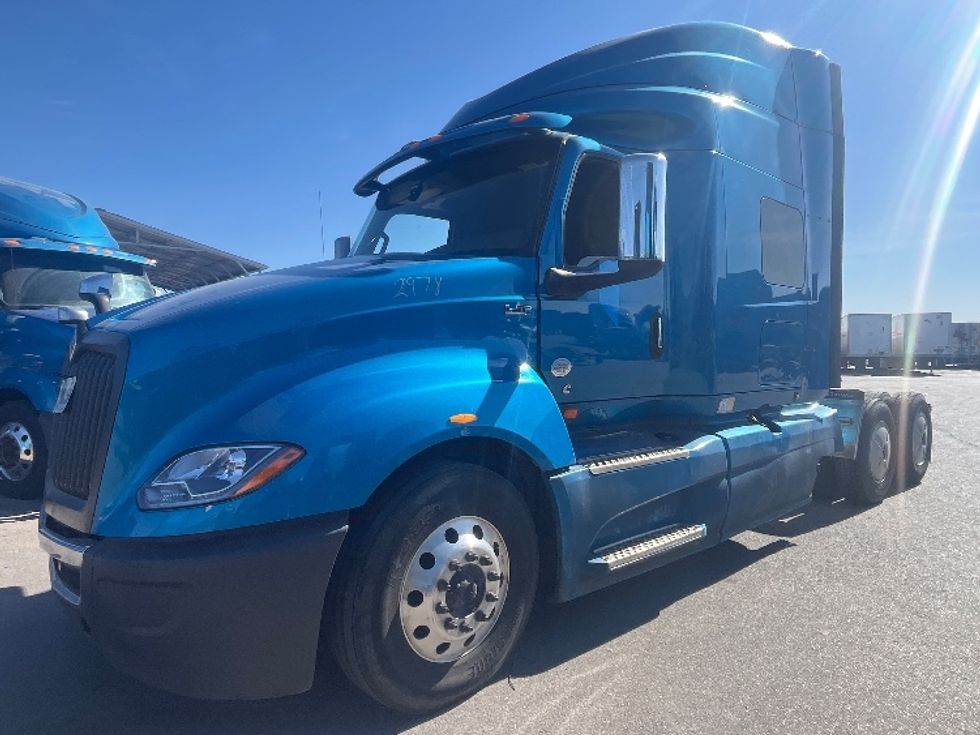 Sleeper Tractor-Heavy Duty Tractors-International-2020-LT625-El Paso-TX-700,153\n\t\tmiles-$ 31,750 - Image 3