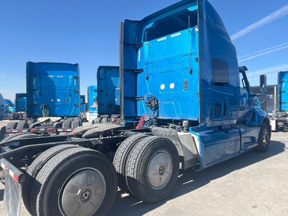 Sleeper Tractor-Heavy Duty Tractors-International-2020-LT625-El Paso-TX-700,153\n\t\tmiles-$ 31,750 - Image 7