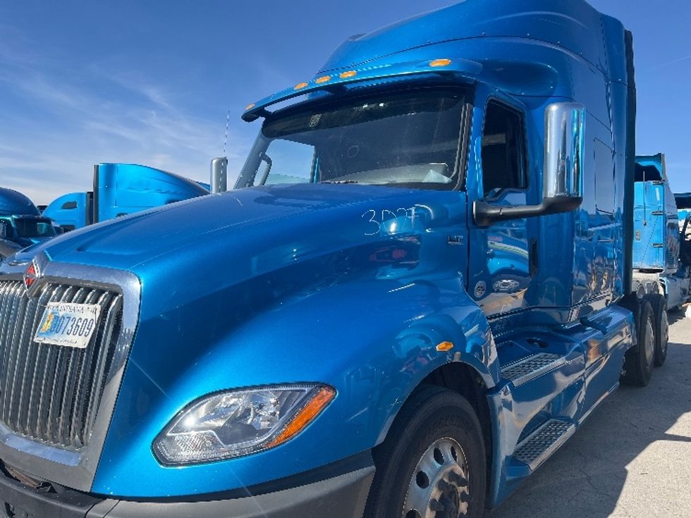 Sleeper Tractor-Heavy Duty Tractors-International-2020-LT625-El Paso-TX-700,607\n\t\tmiles-$ 31,750 - Image 3