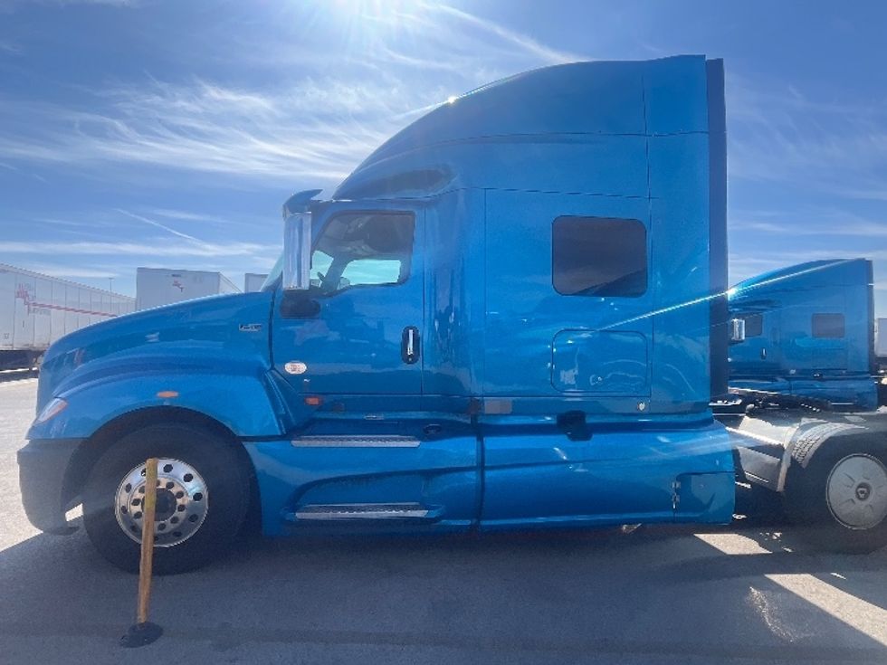 Sleeper Tractor-Heavy Duty Tractors-International-2020-LT625-El Paso-TX-700,984\n\t\tmiles-$ 31,500 - Image 4