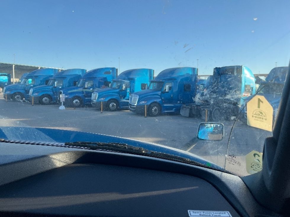 Sleeper Tractor-Heavy Duty Tractors-International-2020-LT625-El Paso-TX-701,365\n\t\tmiles-$ 31,500 - Image 14