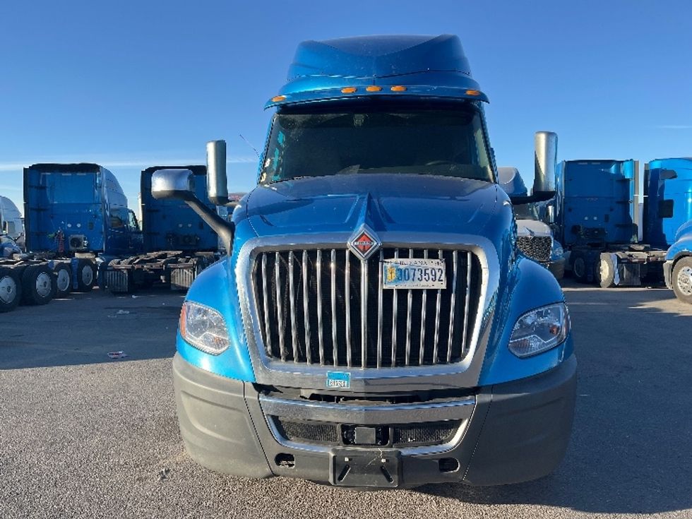 Sleeper Tractor-Heavy Duty Tractors-International-2020-LT625-El Paso-TX-701,365\n\t\tmiles-$ 31,500 - Image 2