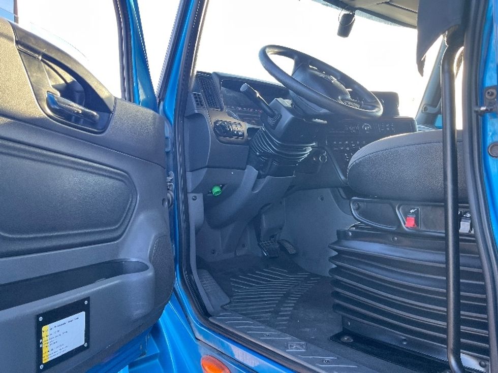 Sleeper Tractor-Heavy Duty Tractors-International-2020-LT625-El Paso-TX-701,365\n\t\tmiles-$ 31,500 - Image 9