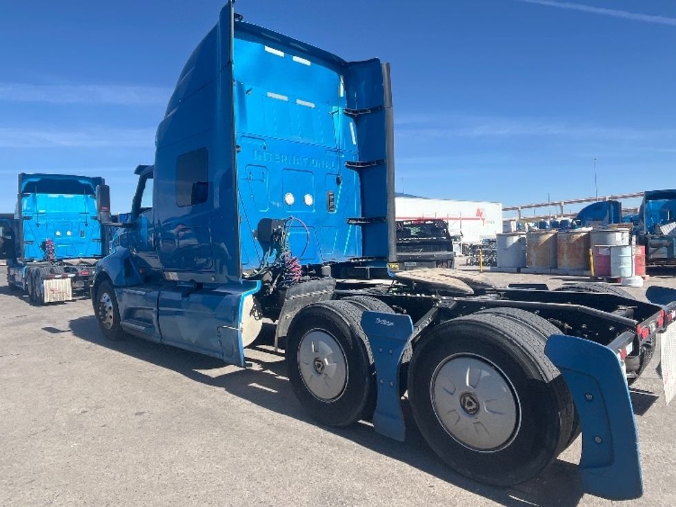 Sleeper Tractor-Heavy Duty Tractors-International-2020-LT625-El Paso-TX-702,258\n\t\tmiles-$ 31,500 - Image 5