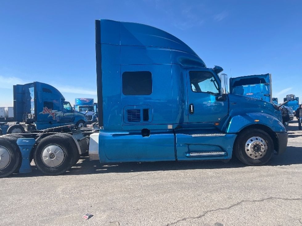 Sleeper Tractor-Heavy Duty Tractors-International-2020-LT625-El Paso-TX-702,258\n\t\tmiles-$ 31,500 - Image 8