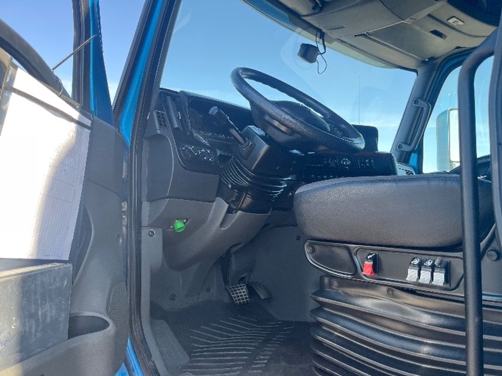 Sleeper Tractor-Heavy Duty Tractors-International-2020-LT625-El Paso-TX-702,258\n\t\tmiles-$ 31,500 - Image 9