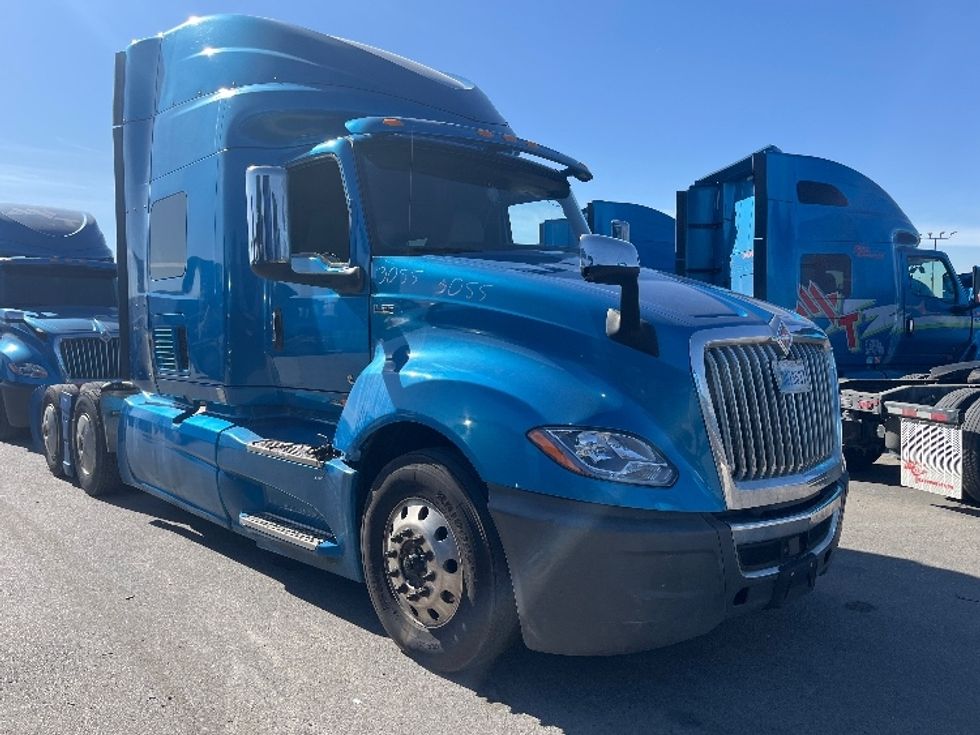 Sleeper Tractor-Heavy Duty Tractors-International-2020-LT625-El Paso-TX-702,694\n\t\tmiles-$ 31,500 - Image 1