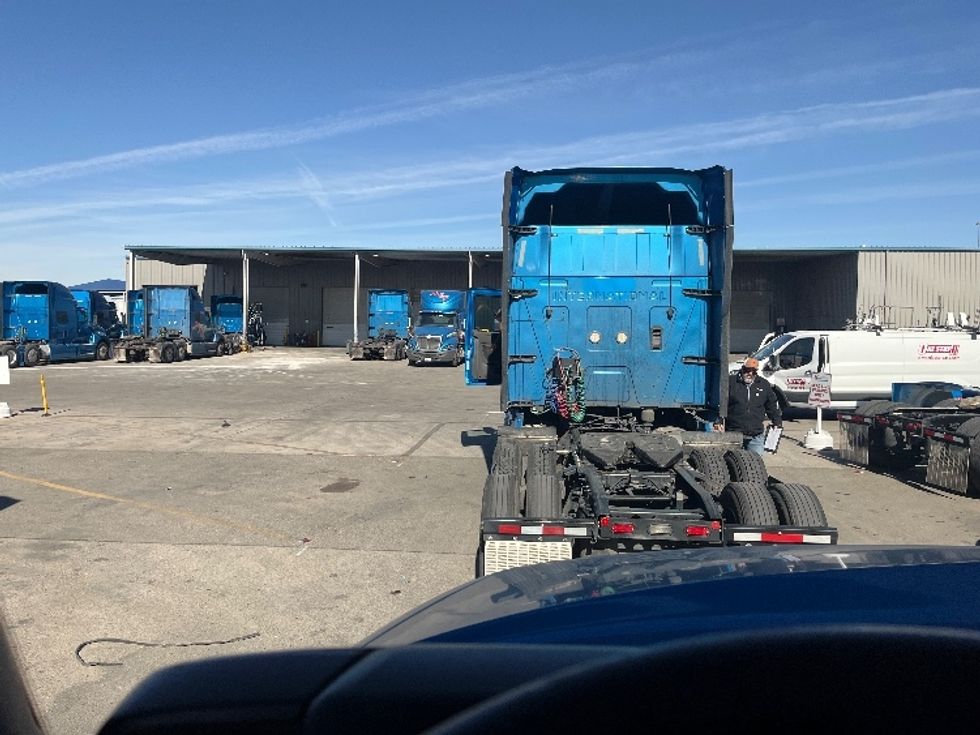 Sleeper Tractor-Heavy Duty Tractors-International-2020-LT625-El Paso-TX-702,694\n\t\tmiles-$ 31,500 - Image 11