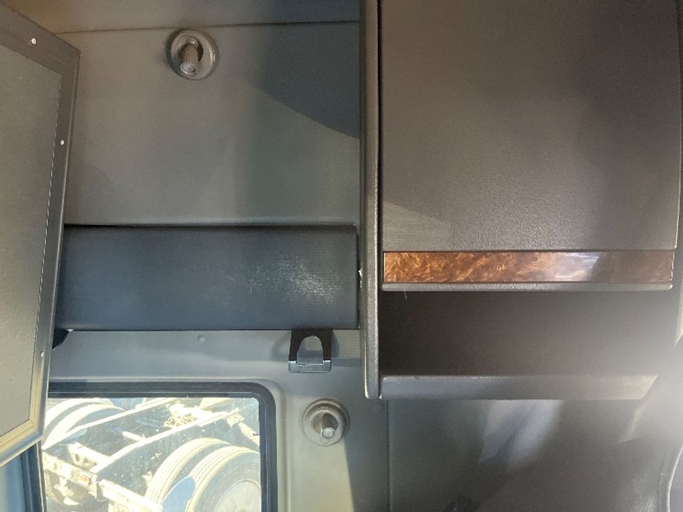 Sleeper Tractor-Heavy Duty Tractors-International-2020-LT625-El Paso-TX-702,694\n\t\tmiles-$ 31,500 - Image 18