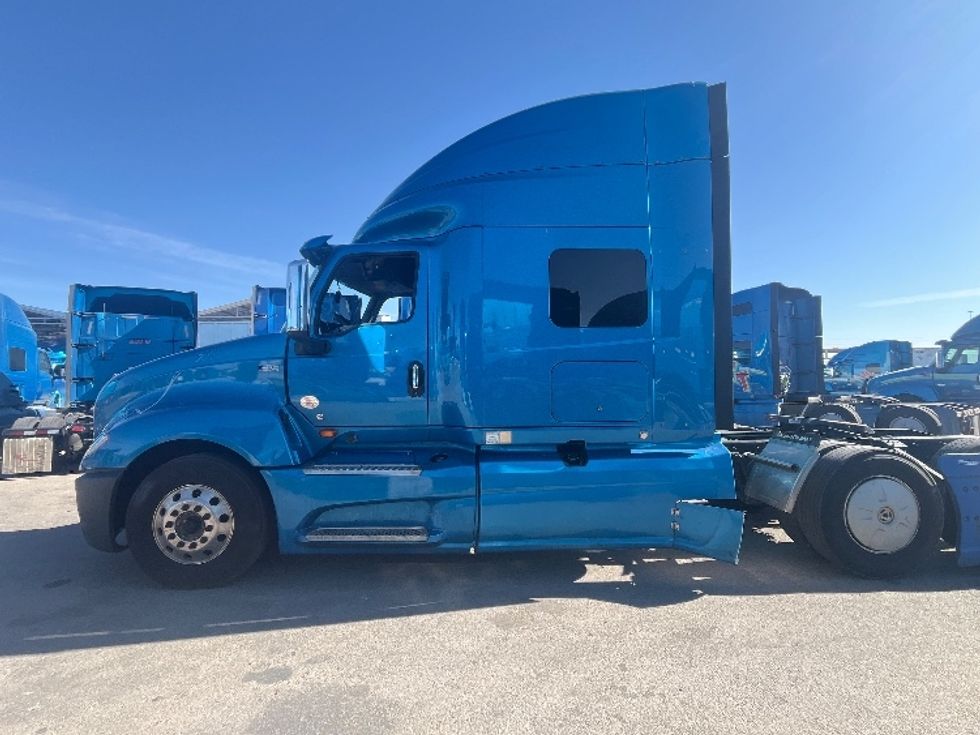 Sleeper Tractor-Heavy Duty Tractors-International-2020-LT625-El Paso-TX-702,694\n\t\tmiles-$ 31,500 - Image 4