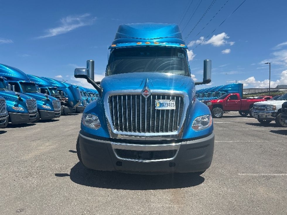 Sleeper Tractor-Heavy Duty Tractors-International-2020-LT625-El Paso-TX-702,822\n\t\tmiles-$ 29,000 - Image 2