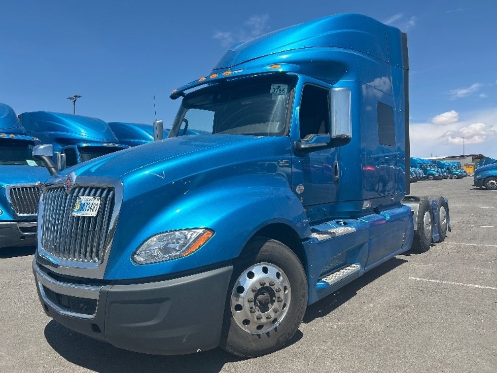 Sleeper Tractor-Heavy Duty Tractors-International-2020-LT625-El Paso-TX-702,822\n\t\tmiles-$ 29,000 - Image 3