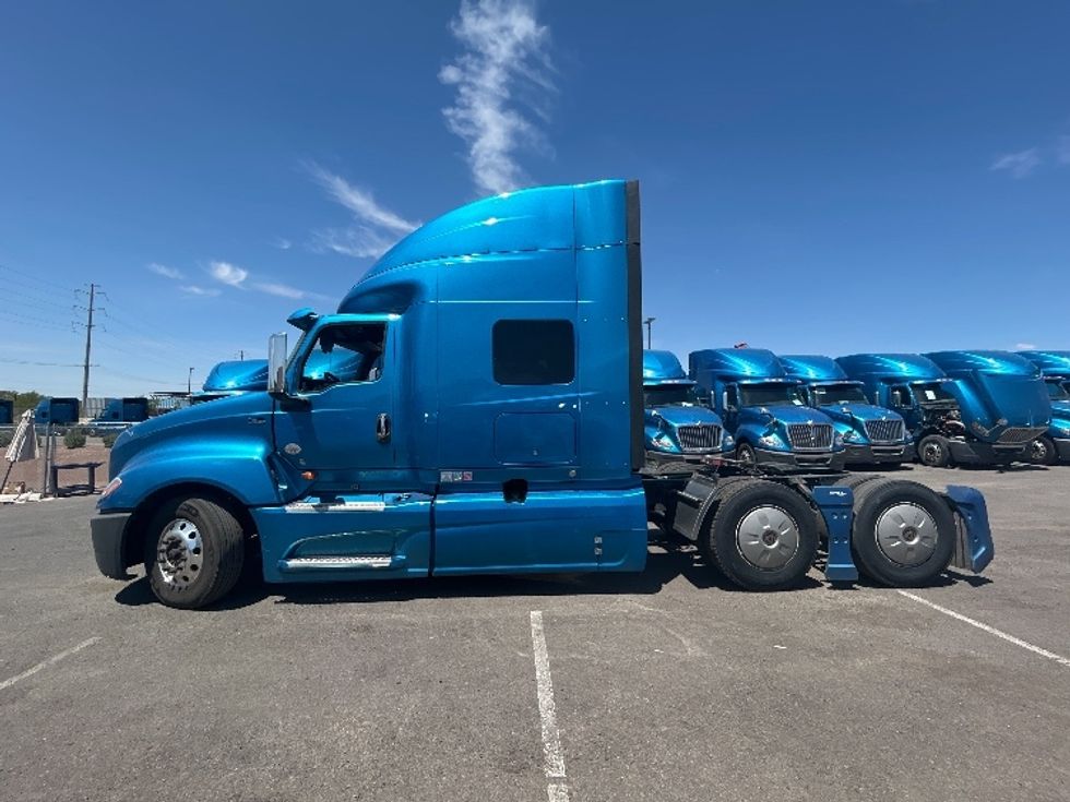 Sleeper Tractor-Heavy Duty Tractors-International-2020-LT625-El Paso-TX-702,822\n\t\tmiles-$ 29,000 - Image 4