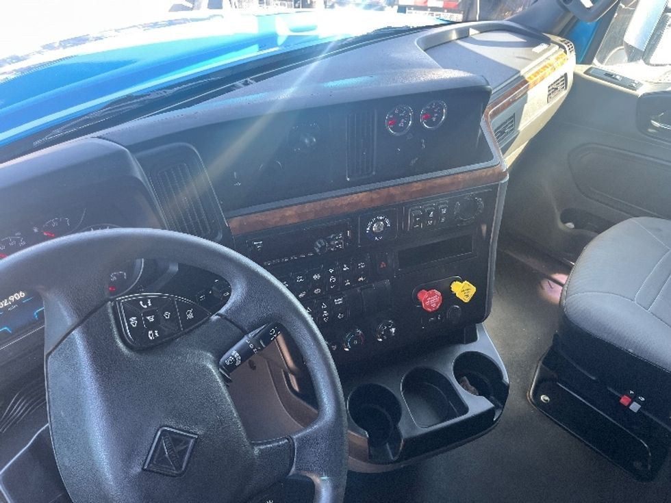 Sleeper Tractor-Heavy Duty Tractors-International-2020-LT625-El Paso-TX-702,906\n\t\tmiles-$ 31,500 - Image 10