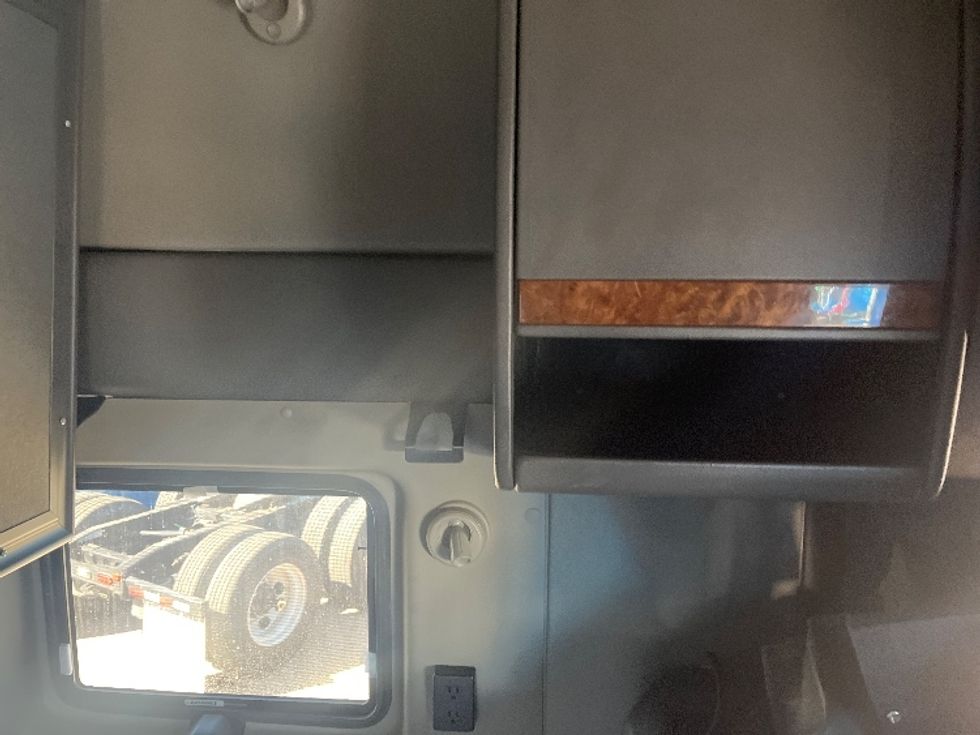 Sleeper Tractor-Heavy Duty Tractors-International-2020-LT625-El Paso-TX-702,906\n\t\tmiles-$ 31,500 - Image 18