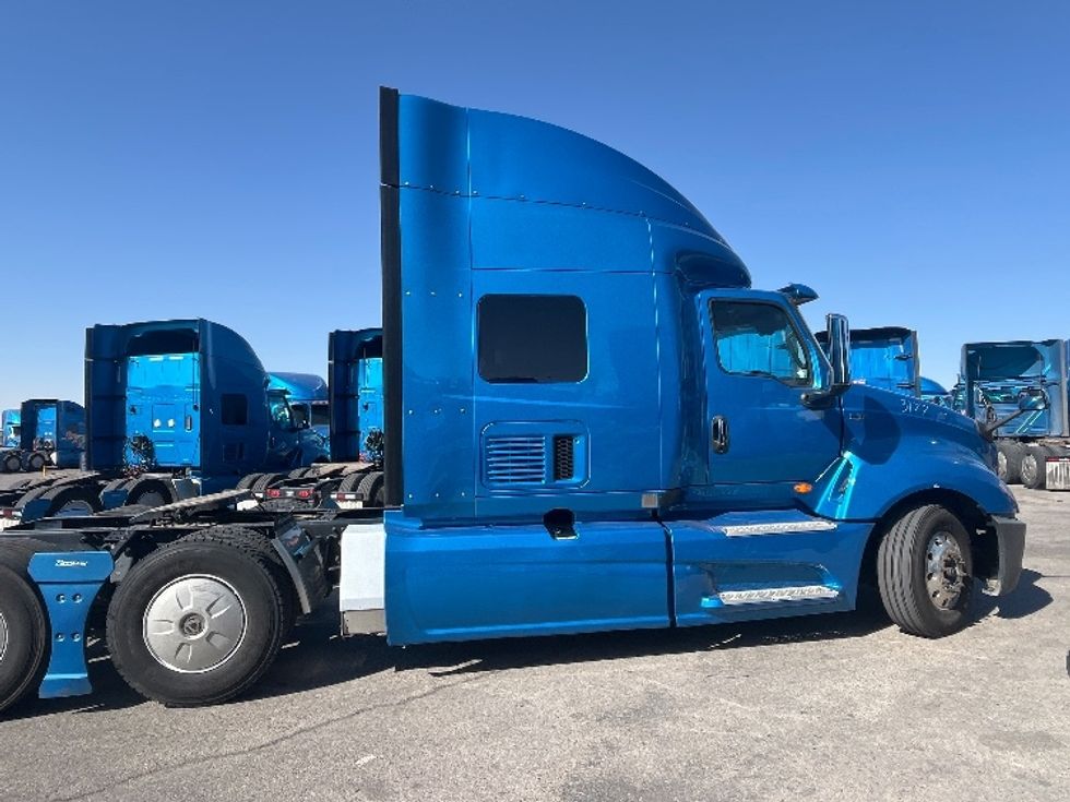 Sleeper Tractor-Heavy Duty Tractors-International-2020-LT625-El Paso-TX-702,906\n\t\tmiles-$ 31,500 - Image 8