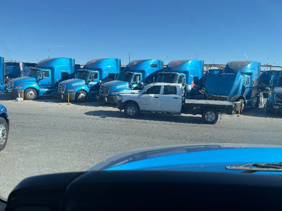 Sleeper Tractor-Heavy Duty Tractors-International-2020-LT625-El Paso-TX-703,120\n\t\tmiles-$ 31,500 - Image 11