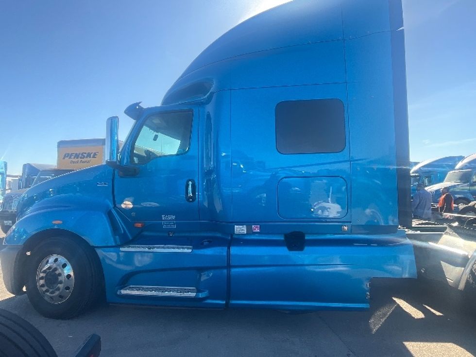 Sleeper Tractor-Heavy Duty Tractors-International-2020-LT625-El Paso-TX-703,120\n\t\tmiles-$ 31,500 - Image 4
