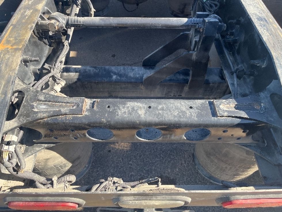 Sleeper Tractor-Heavy Duty Tractors-International-2020-LT625-El Paso-TX-703,120\n\t\tmiles-$ 31,500 - Image 6