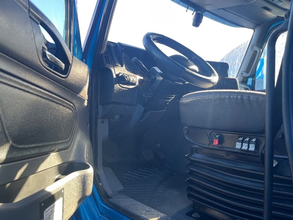 Sleeper Tractor-Heavy Duty Tractors-International-2020-LT625-El Paso-TX-703,502\n\t\tmiles-$ 31,500 - Image 9
