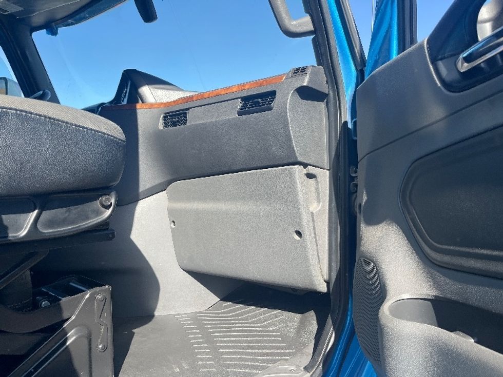 Sleeper Tractor-Heavy Duty Tractors-International-2020-LT625-El Paso-TX-706,351\n\t\tmiles-$ 28,000 - Image 13