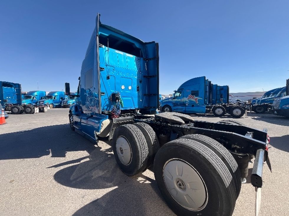 Sleeper Tractor-Heavy Duty Tractors-International-2020-LT625-El Paso-TX-706,351\n\t\tmiles-$ 28,000 - Image 5