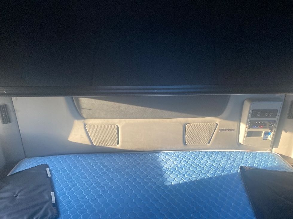 Sleeper Tractor-Heavy Duty Tractors-International-2020-LT625-El Paso-TX-711,949\n\t\tmiles-$ 30,750 - Image 16