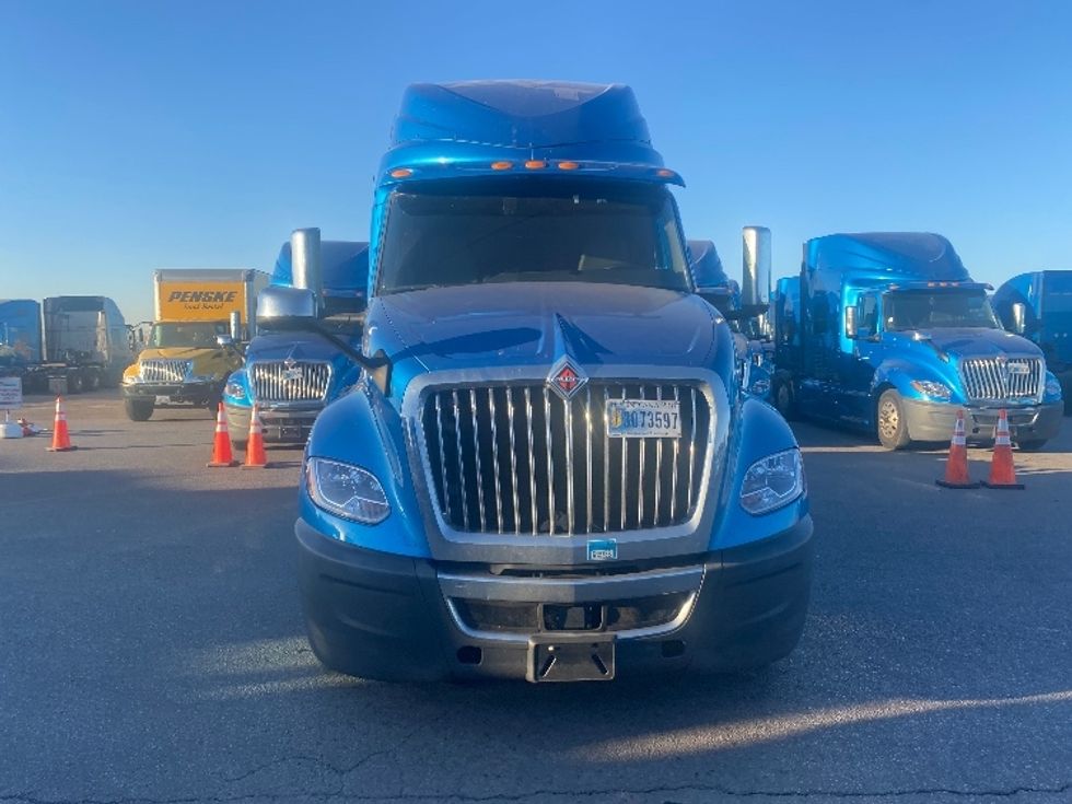 Sleeper Tractor-Heavy Duty Tractors-International-2020-LT625-El Paso-TX-711,949\n\t\tmiles-$ 30,750 - Image 2