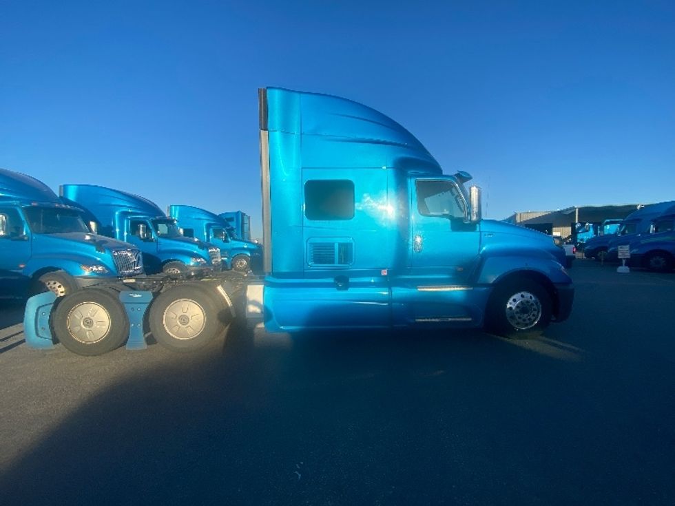 Sleeper Tractor-Heavy Duty Tractors-International-2020-LT625-El Paso-TX-711,949\n\t\tmiles-$ 30,750 - Image 8