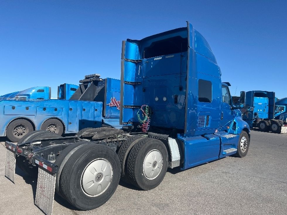 Sleeper Tractor-Heavy Duty Tractors-International-2020-LT625-El Paso-TX-713,456\n\t\tmiles-$ 30,750 - Image 7