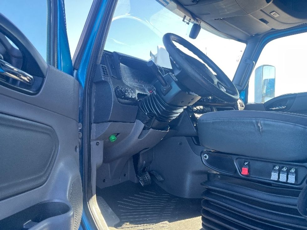 Sleeper Tractor-Heavy Duty Tractors-International-2020-LT625-El Paso-TX-713,456\n\t\tmiles-$ 30,750 - Image 9