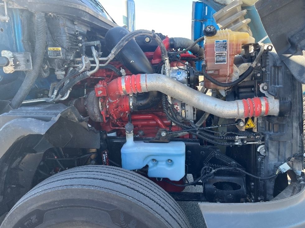 2020 International LT625 LT photo 18