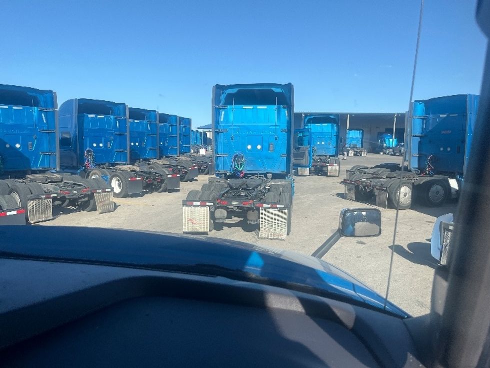 Sleeper Tractor-Heavy Duty Tractors-International-2020-LT625-El Paso-TX-716,200\n\t\tmiles-$ 30,500 - Image 14