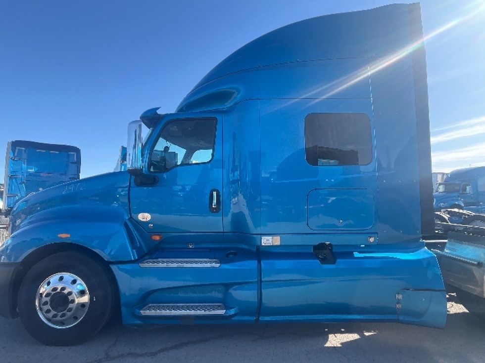 Sleeper Tractor-Heavy Duty Tractors-International-2020-LT625-El Paso-TX-716,200\n\t\tmiles-$ 30,500 - Image 4