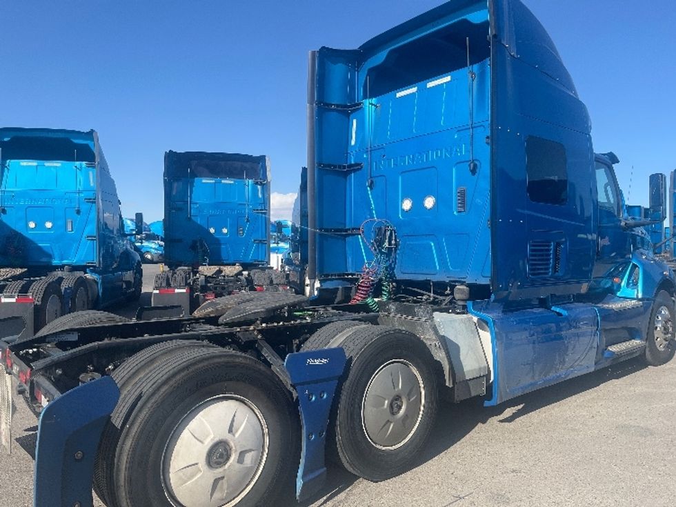 Sleeper Tractor-Heavy Duty Tractors-International-2020-LT625-El Paso-TX-716,200\n\t\tmiles-$ 30,500 - Image 7