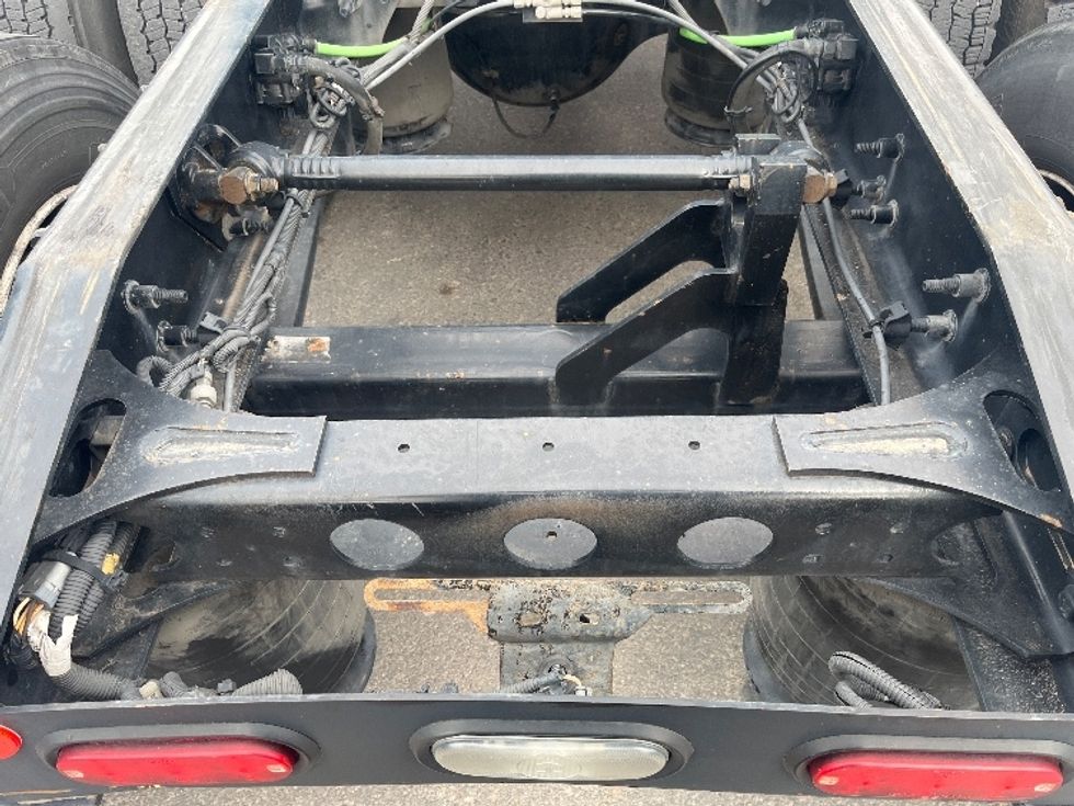 Sleeper Tractor-Heavy Duty Tractors-International-2020-LT625-El Paso-TX-716,766\n\t\tmiles-$ 30,500 - Image 6