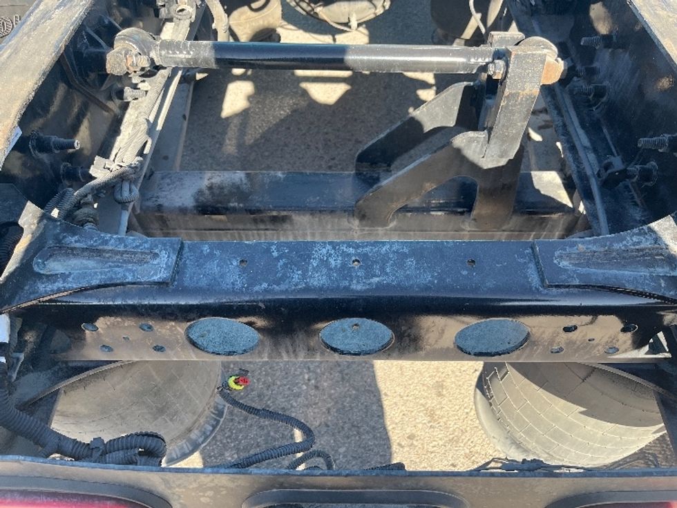 Sleeper Tractor-Heavy Duty Tractors-International-2020-LT625-El Paso-TX-721,935\n\t\tmiles-$ 30,250 - Image 6