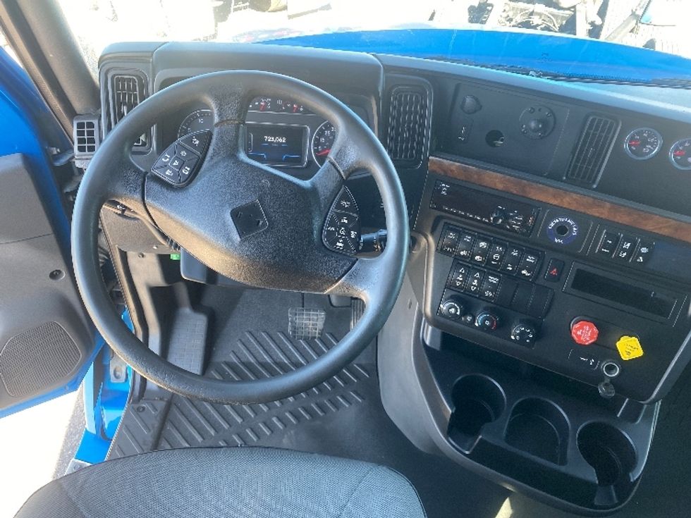 Sleeper Tractor-Heavy Duty Tractors-International-2020-LT625-El Paso-TX-723,061\n\t\tmiles-$ 30,000 - Image 11