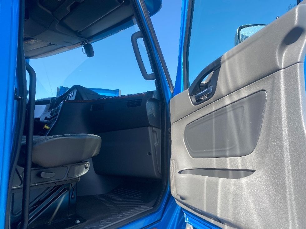 Sleeper Tractor-Heavy Duty Tractors-International-2020-LT625-El Paso-TX-723,061\n\t\tmiles-$ 30,000 - Image 13
