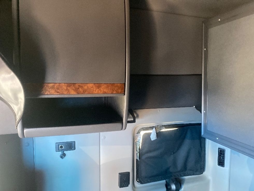 Sleeper Tractor-Heavy Duty Tractors-International-2020-LT625-El Paso-TX-723,061\n\t\tmiles-$ 30,000 - Image 19