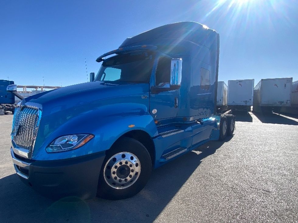 Sleeper Tractor-Heavy Duty Tractors-International-2020-LT625-El Paso-TX-723,061\n\t\tmiles-$ 30,000 - Image 3