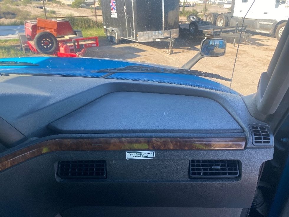 Sleeper Tractor-Heavy Duty Tractors-International-2020-LT625-El Paso-TX-723,482\n\t\tmiles-$ 40,250 - Image 14