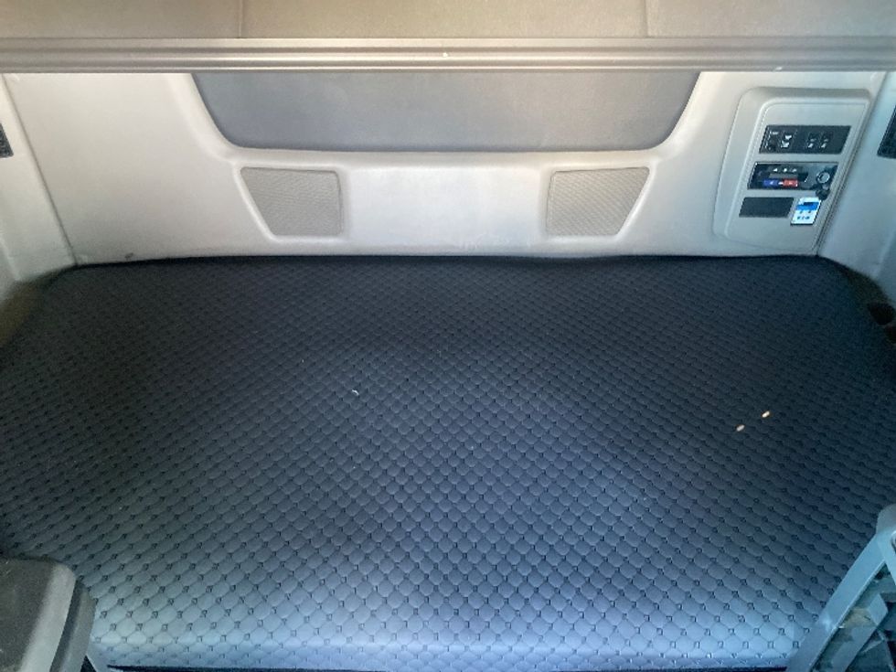 Sleeper Tractor-Heavy Duty Tractors-International-2020-LT625-El Paso-TX-723,482\n\t\tmiles-$ 40,250 - Image 17