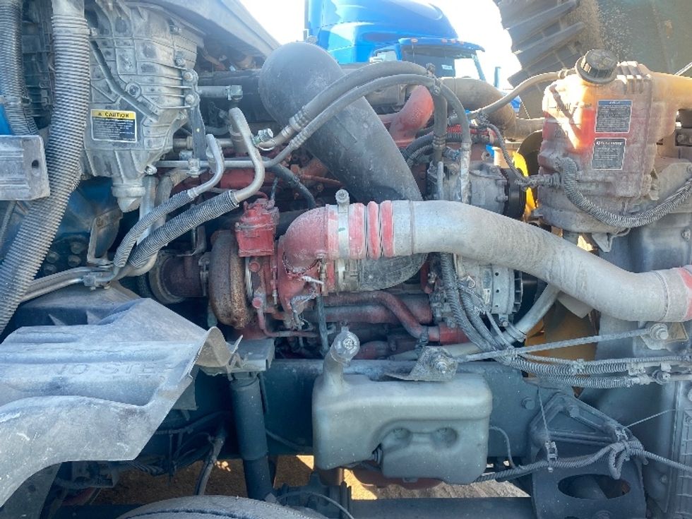 Sleeper Tractor-Heavy Duty Tractors-International-2020-LT625-El Paso-TX-723,482\n\t\tmiles-$ 40,250 - Image 20