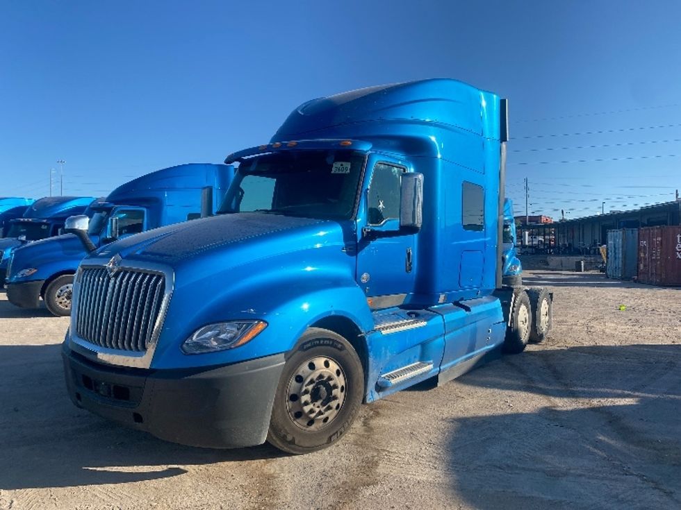 Sleeper Tractor-Heavy Duty Tractors-International-2020-LT625-El Paso-TX-723,482\n\t\tmiles-$ 40,250 - Image 3