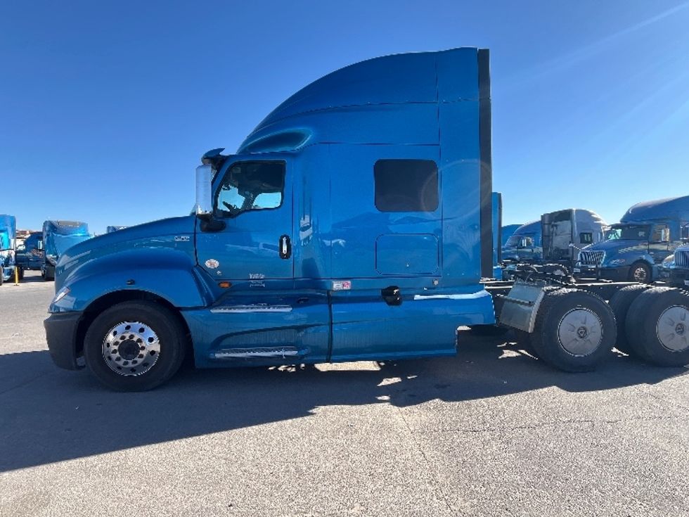Sleeper Tractor-Heavy Duty Tractors-International-2020-LT625-El Paso-TX-723,820\n\t\tmiles-$ 30,000 - Image 4