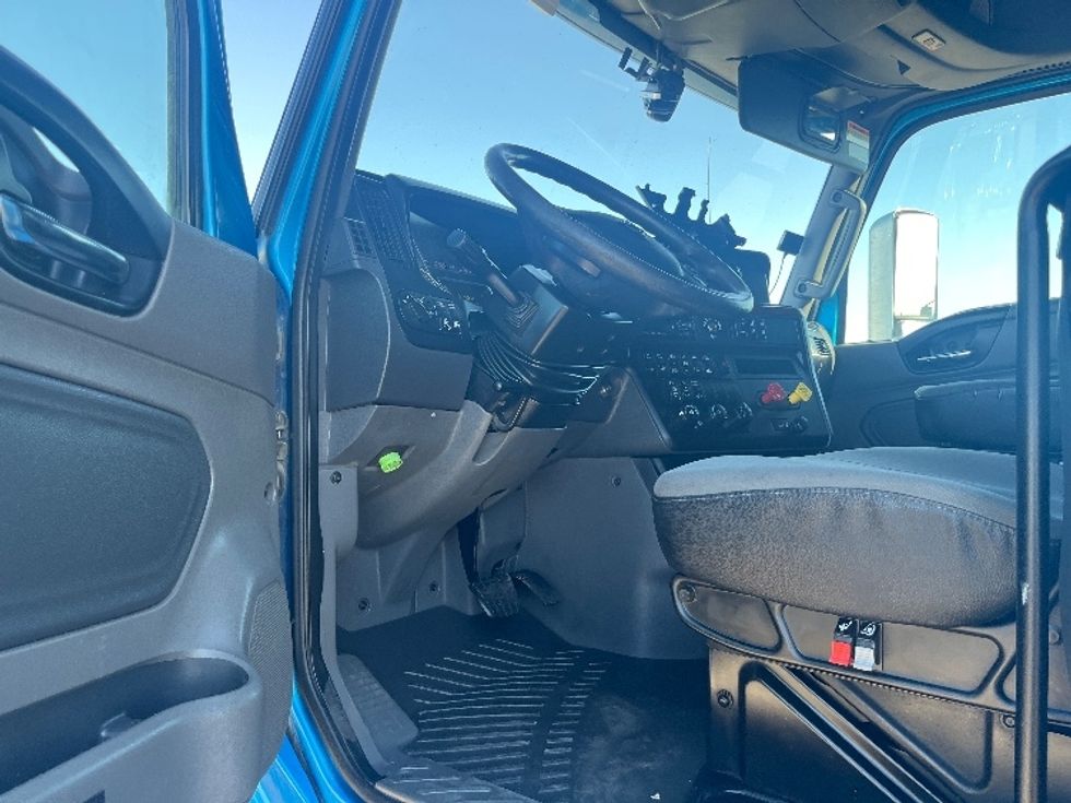 Sleeper Tractor-Heavy Duty Tractors-International-2020-LT625-El Paso-TX-723,820\n\t\tmiles-$ 30,000 - Image 9