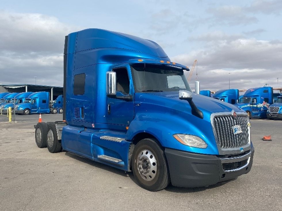 Sleeper Tractor-Heavy Duty Tractors-International-2020-LT625-El Paso-TX-724,567\n\t\tmiles-$ 30,000 - Image 1