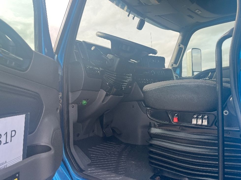 Sleeper Tractor-Heavy Duty Tractors-International-2020-LT625-El Paso-TX-724,567\n\t\tmiles-$ 30,000 - Image 10